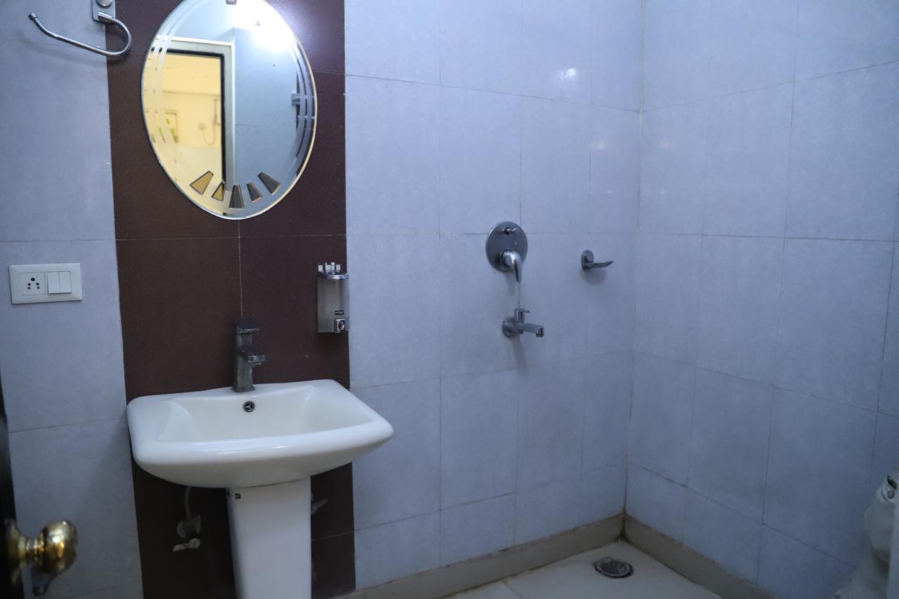 Airport Hotel Aerocity Inn New Delhi Eksteriør bilde
